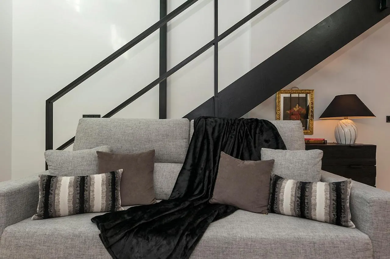 Exclusive Moraleja - Collection L - Eleven Host Apartment Alcobendas 0*,  Spain