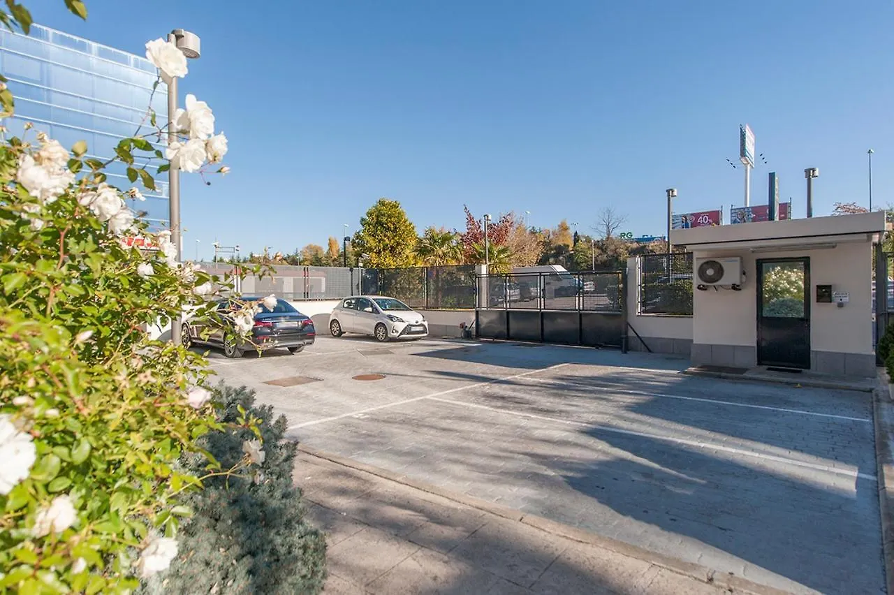 Exclusive Moraleja - Collection L - Eleven Host Apartment Alcobendas 0*,  Spain